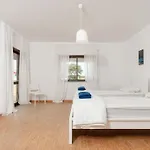 Apartament A Big Beautiful House Near Santa Cruz
