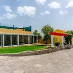 A Big Beautiful House Near Santa Cruz A dos Cunhados