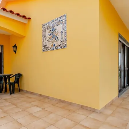 Appartamento A Big Beautiful House Near Santa Cruz A dos Cunhados